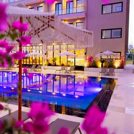 شقة Ador Luxury فلورا