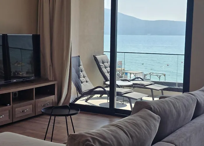 Ador Luxury Appartamento Vlorë