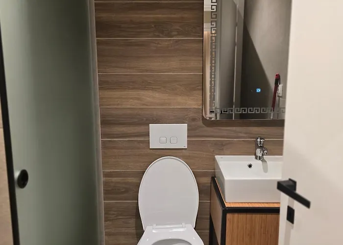 Ador Luxury Vlorë